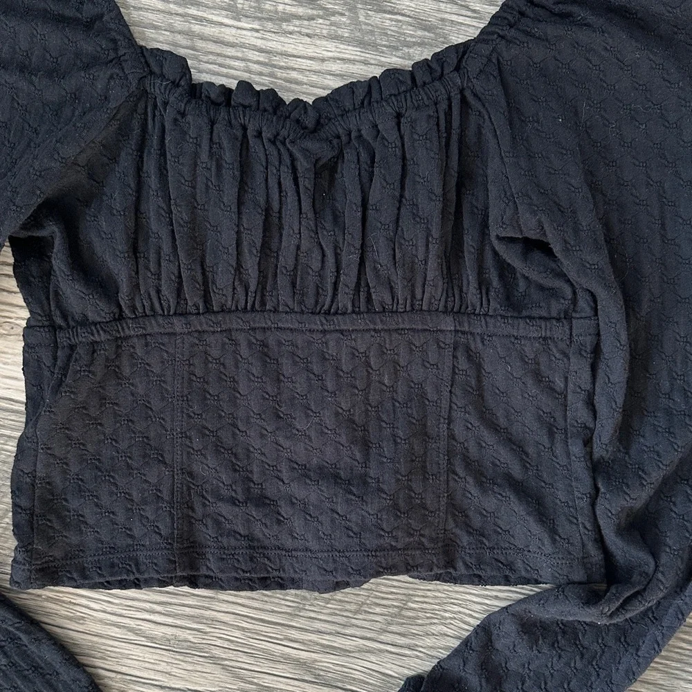 Free People Ladybug Long Sleeve Sweetheart‎ Neck cropped blouse Black small
